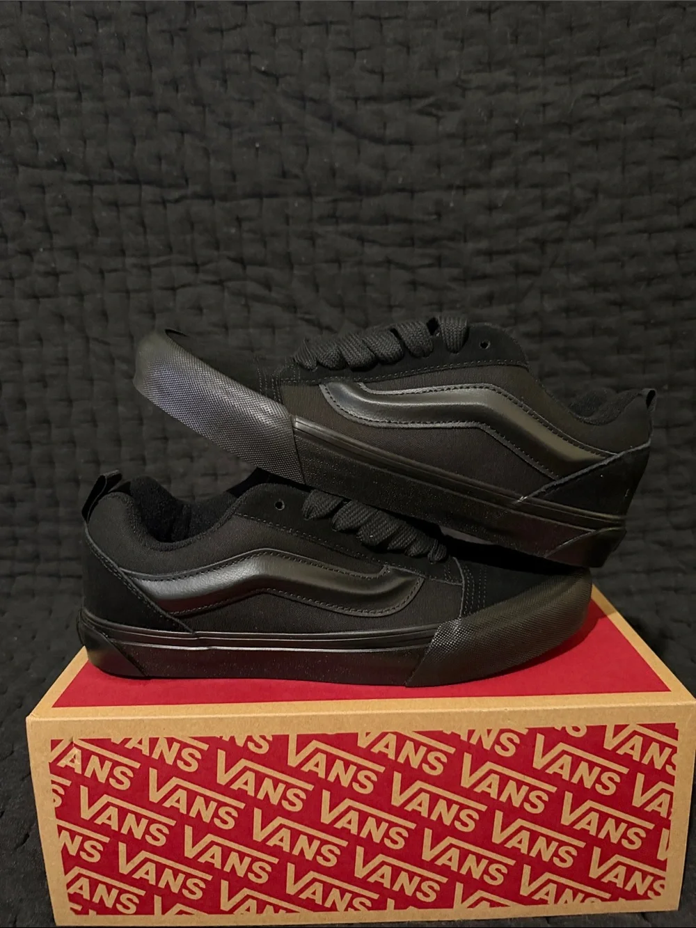 Vans Old Skool Low-Top Sneakers in Black